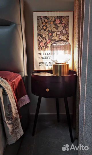 Прикроватная тумба черная шпон