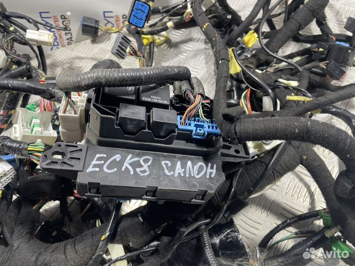 Проводка салона Ford Escape 2 2.3