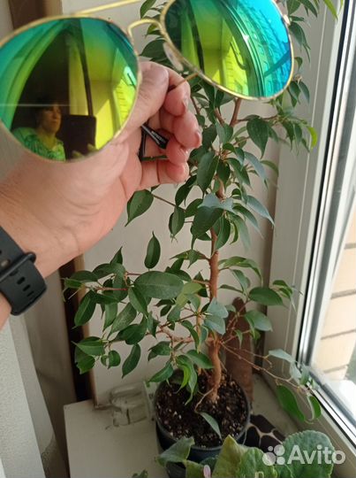 Солнцезащитные очки Женские