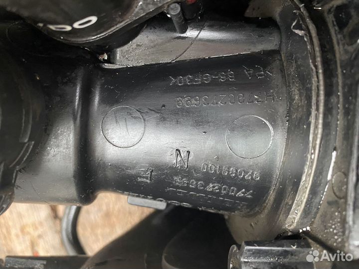 Рено Логан впускной коллектор