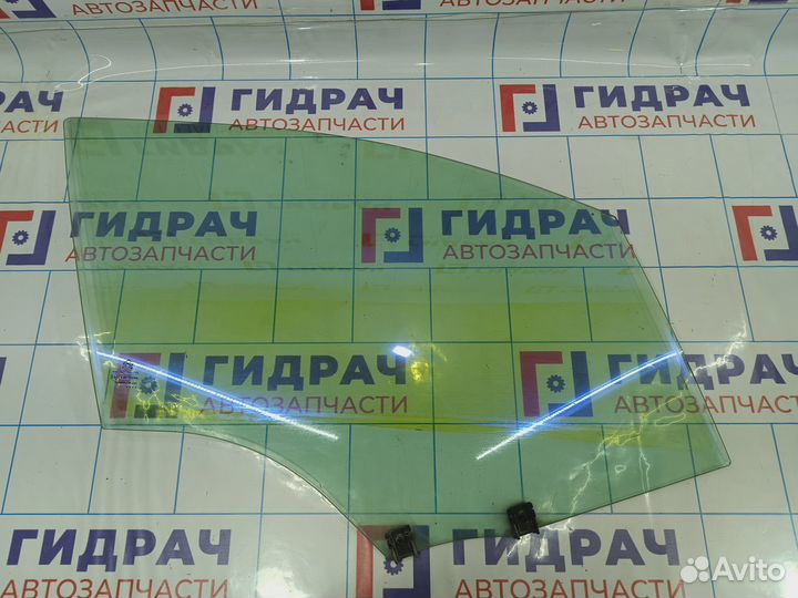 Стекло двери передней правой Citroen C4 II 9801591