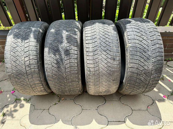 Continental ContiCrossContact Viking 225/50 R17