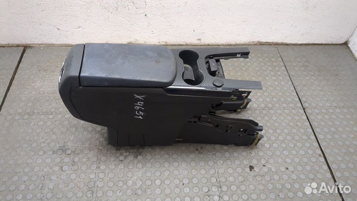 Консоль салона Peugeot 3008, 2010