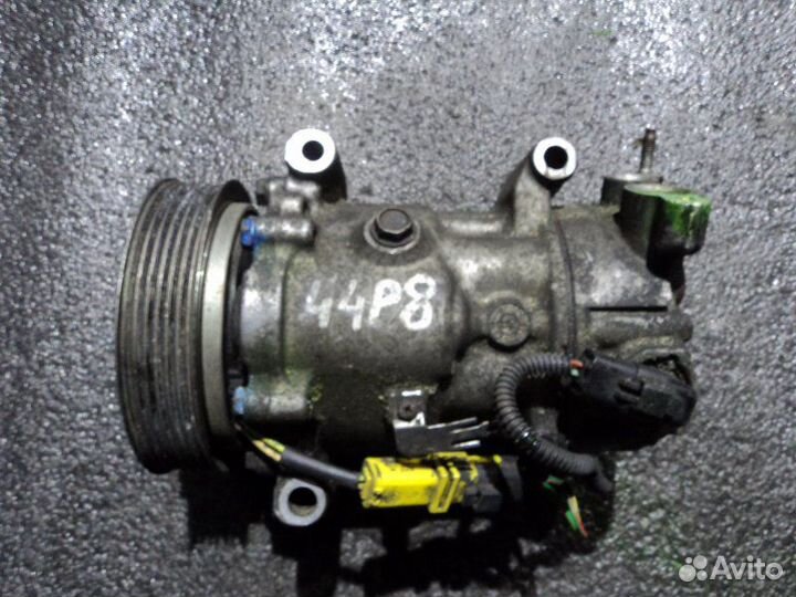 Компрессор кондиционера Citroen C3 DV4C