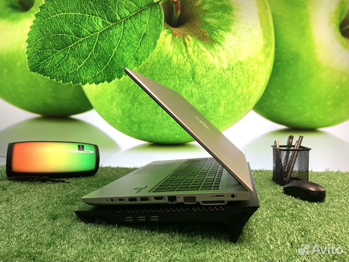 Топовый, тонкий ультрабук HP на Intel Core i7