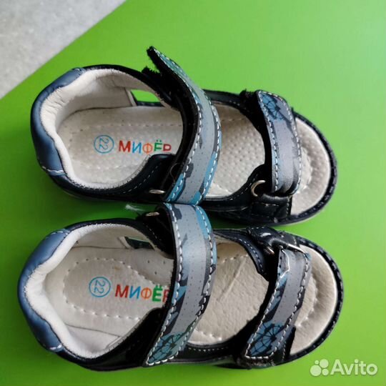 Сандалии 22
