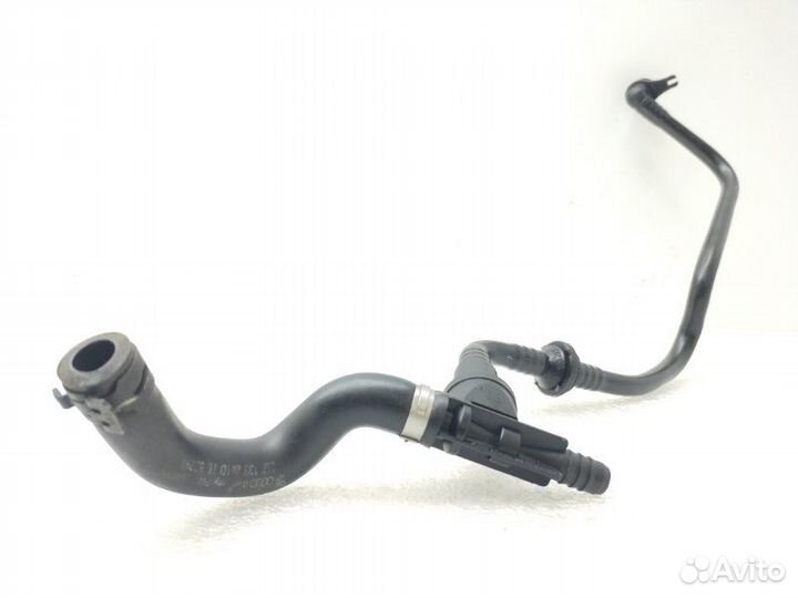 Трубка вакуумная Volkswagen Passat B6 2.0 BVY