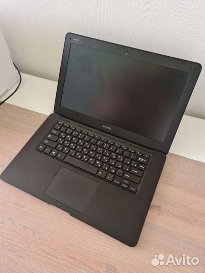 Ультратонкий ноутбук 4good AM500