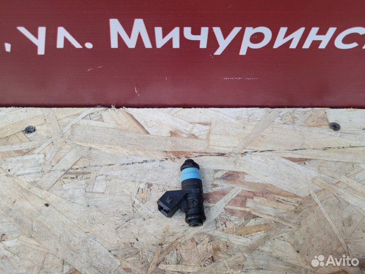 Форсунка топливная Renault Logan