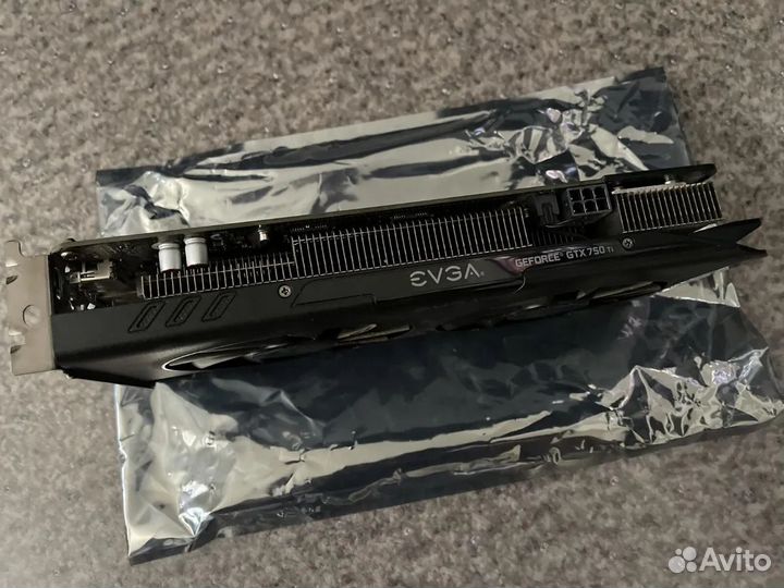 Видеокартавидеокарта evga GeForce GTX 950