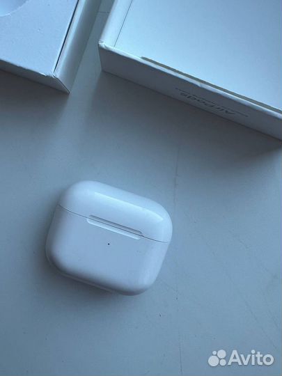 Наушники AirPods 3-его поколения, не оригинал, Б/У