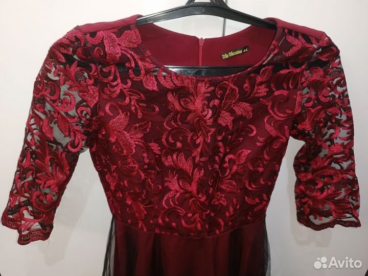 Вечернее платье