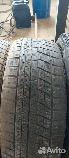 Yokohama Ice Guard IG60 215/55 R17 94Q