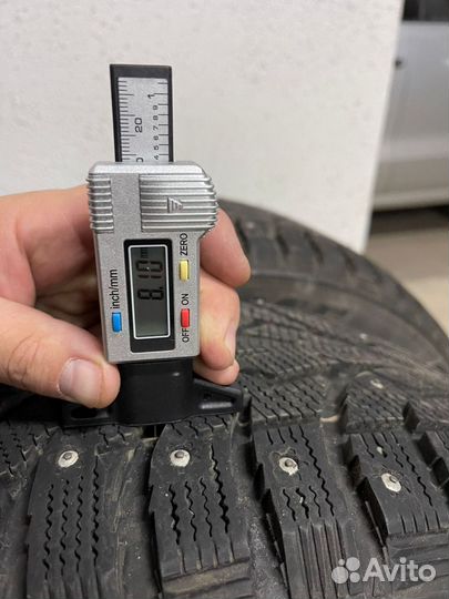 Toyo Observe G3-Ice 215/55 R17 98T