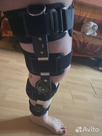 Ортез на коленный сустав