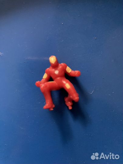 Игрушки из киндера