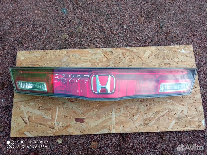 Фонарь задний центральный (люстра) Honda civic 5D