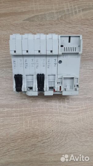 ABB DS204 C16 P4 дифференциальный автомат