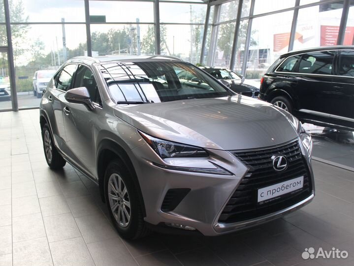 Lexus NX, 2020
