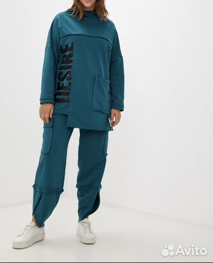 Продам костюм