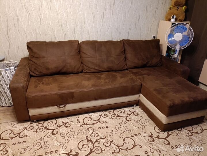 Угловой диван