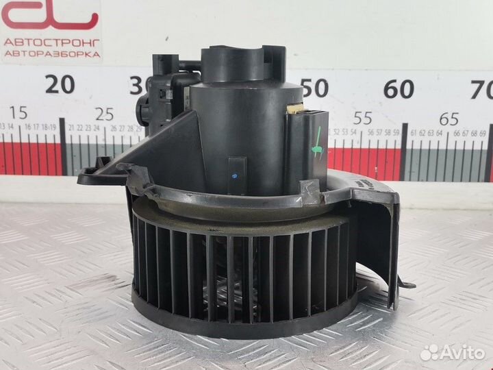 Моторчик печки для Opel Zafira A 9119001