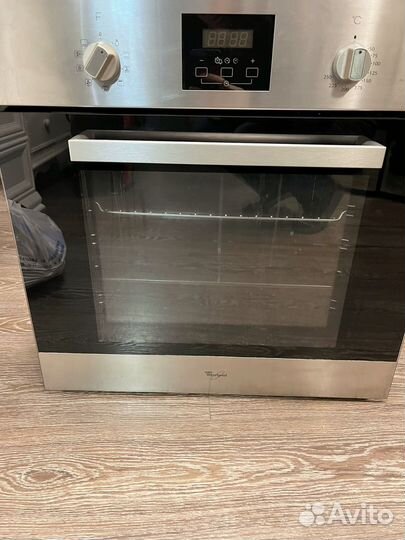 Духовой шкаф