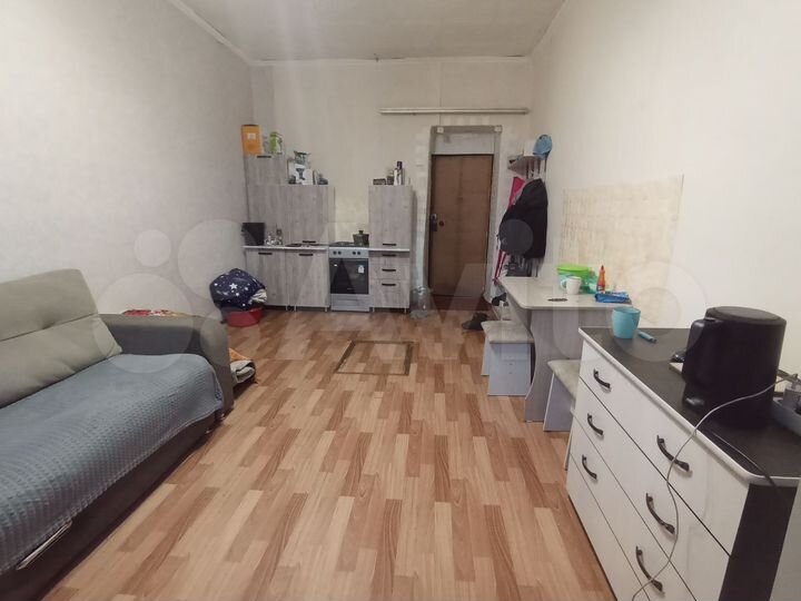 Комната 18 м² в 1-к., 1/2 эт.