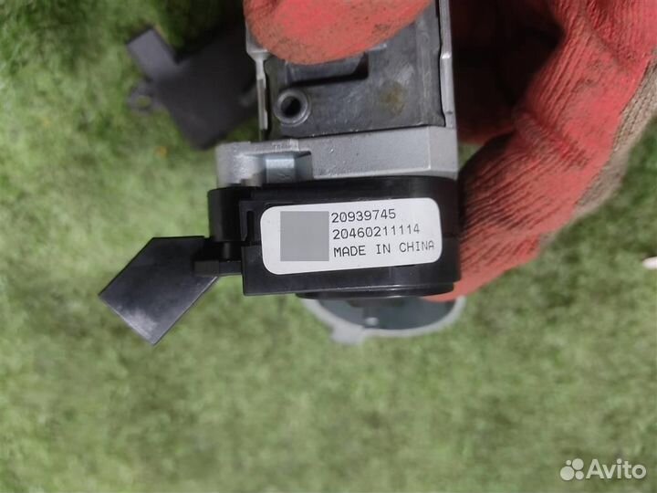 Замок зажигания Chevrolet Aveo T300 2012