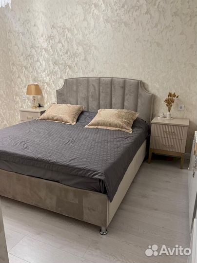 Кровать двухспальная в наличии и на заказ. Доставка