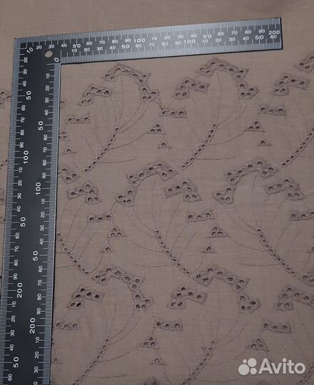 Ткань шитье на батисте какао 290*140