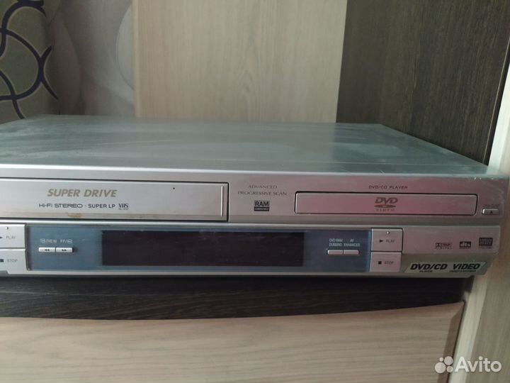 Видеомагнитофон и dvd Panasonic на запчасти