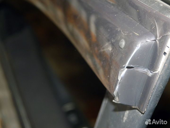 Дверь передняя левая S40-2 V50 Вольво Серебро