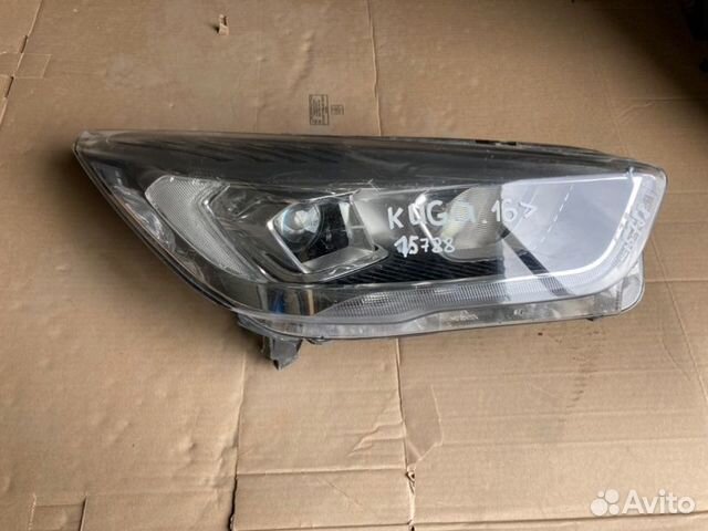 Фара правая Ford Kuga 2 2017