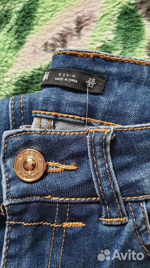 Джинсы