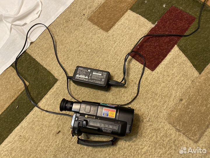 Видеокамера sony handycam