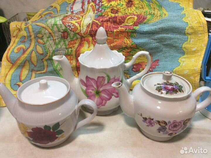 Чайники заварные.Сахарница