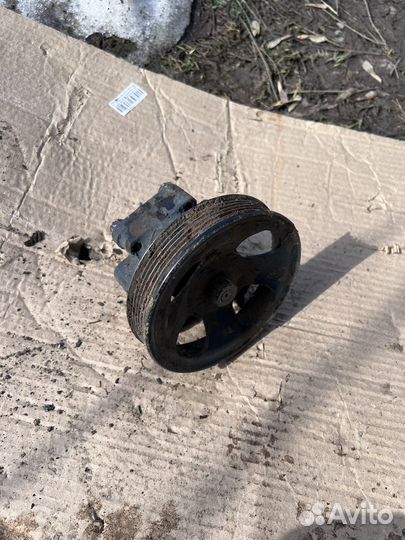 Насос гура (гидроусилителя) hyndai elantra xd