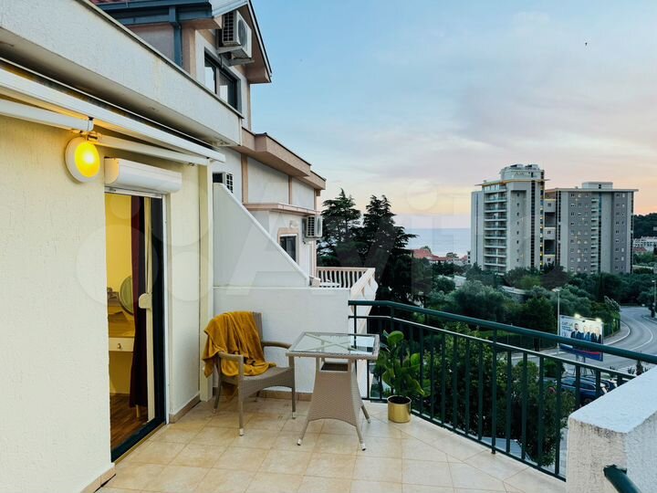 3-к. квартира, 100 м² (Черногория)