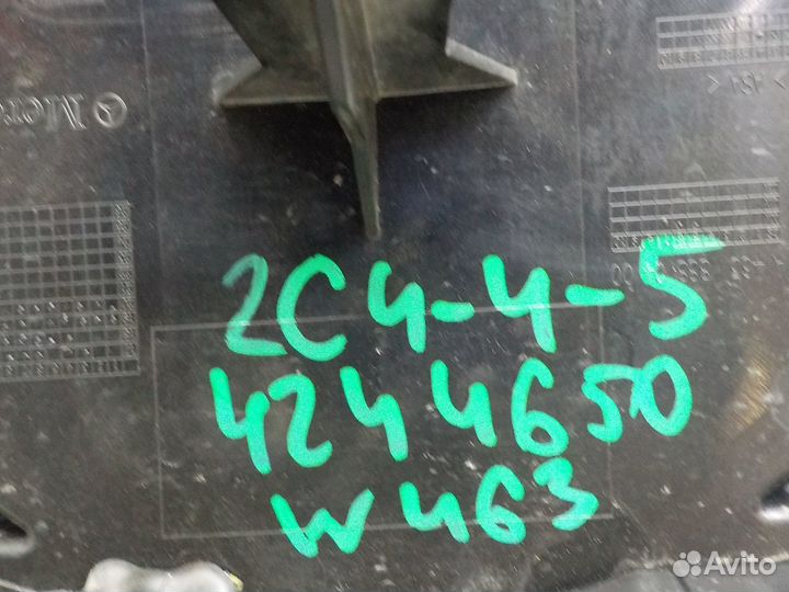 Решетка радиатора Mercedes-Benz G-Class