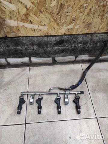 Рейка рампа топливная opel astra H zafira B z16xer