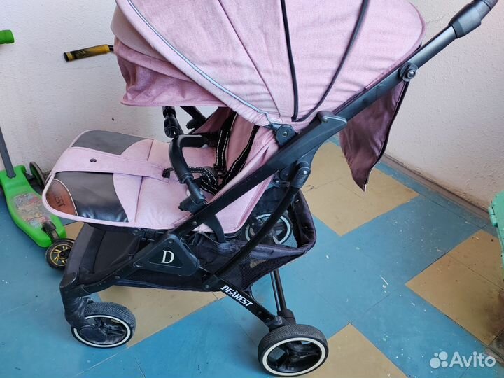 Прогулочная коляска