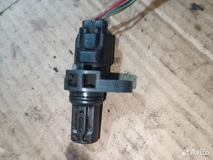 Датчик положения распредвала 4a90 Mitsubishi