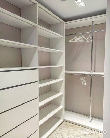 Вместительная гардеробная