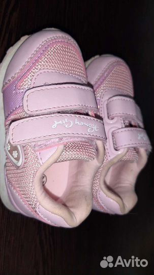 Кроссовки для девочки 20 размер