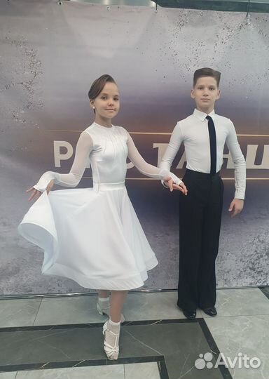 Платье рейтинг Ртс белое