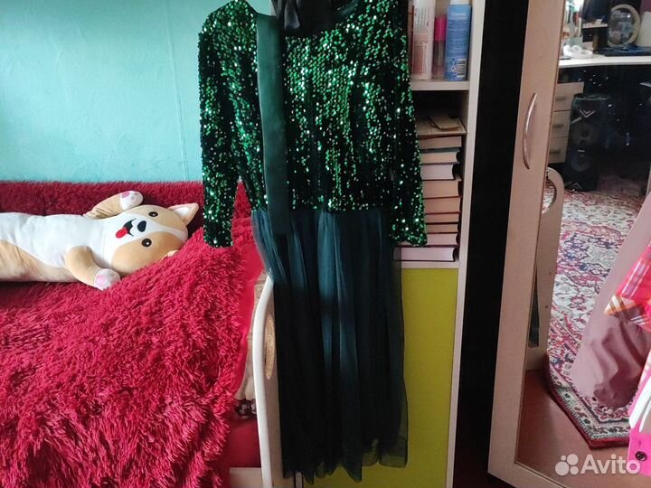 Нарядное платье