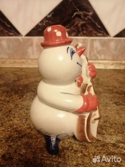 Фигурка гжель