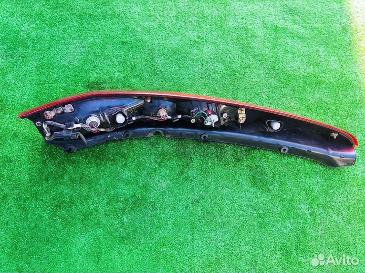 Фонарь Mitsubishi Lancer Cedia/Lancer 9 Wagon