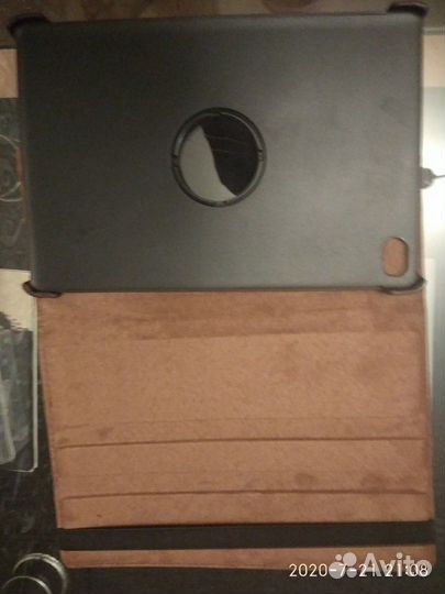 Чехол на планшет